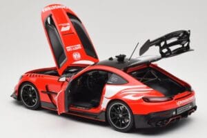 Mercedes AMG GT C190 Black Series Safety Car F1 2024 Minichamps 1:18 110032090 Diecast — photo 5 of 8
