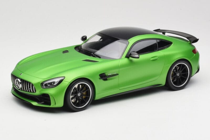 Mercedes AMG GT R C190 Matte Green Minichamps 1:18 155036020 Diecast