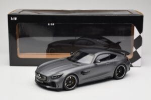 Mercedes AMG GT R C190 Matte Grey Metallic Minichamps 1:18 155036026 Diecast — photo 6 of 6