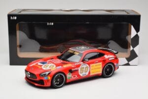 Mercedes AMG GT R C190 Rose Gold Minichamps 1:18 155036024 Diecast — photo 6 of 6