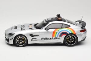 Mercedes AMG GT R C190 Safety Car F1 2020 Minichamps 1:18 155036092 Diecast — photo 3 of 6