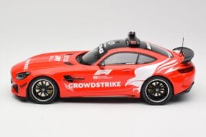 Mercedes AMG GT R C190 Safety Car F1 2021 Minichamps 1:18 155036095 Diecast — photo 3 of 6