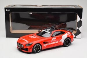Mercedes AMG GT R C190 Safety Car F1 2021 Minichamps 1:18 155036095 Diecast — photo 6 of 6