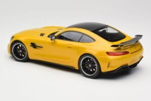 Mercedes AMG GT R C190 Yellow Minichamps 1:18 155036021 Diecast — photo 5 of 6