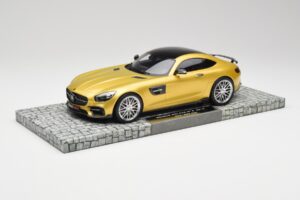 Mercedes Brabus AMG GT S C190 600 Desert Gold Minichamps 1:18 107032522 Diecast