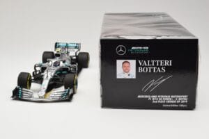 Mercedes AMG Petronas Motorsport W10 #77 V. Bottas 2nd Place Chinese GP 2019 Minichamps 1:18 110190377 Diecast — photo 6 of 6