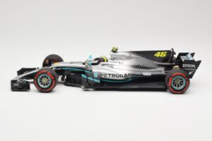 Mercedes AMG Petronas W08 V. Rossi Ride Swap Valencia December 2019 Minichamps 1:18 110191746 Diecast — photo 3 of 6