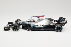 Mercedes AMG Petronas W10 #44 L. Hamilton Winner British GP 2019 Minichamps 1:18 110191044 Diecast — photo 3 of 6