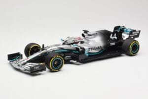Mercedes AMG Petronas W10 #44 L. Hamilton Winner Chinese GP 2019 Minichamps 1:18 110190344 Diecast