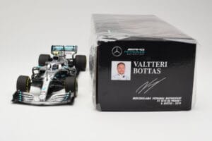 Mercedes AMG Petronas W10 #77 V. Bottas F1 2019 Minichamps 1:18 110190077 Diecast — photo 6 of 6