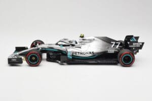Mercedes AMG Petronas W10 #77 V. Bottas British GP 2019 Minichamps 1:18 110191077 Diecast — photo 3 of 6