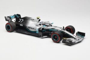 Mercedes AMG Petronas W10 #77 V. Bottas British GP 2019 Minichamps 1:18 110191077 Diecast — photo 4 of 6