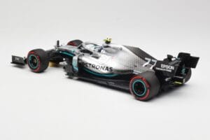 Mercedes AMG Petronas W10 #77 V. Bottas British GP 2019 Minichamps 1:18 110191077 Diecast — photo 5 of 6