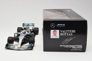Mercedes AMG Petronas W10 #77 V. Bottas British GP 2019 Minichamps 1:18 110191077 Diecast — photo 6 of 6