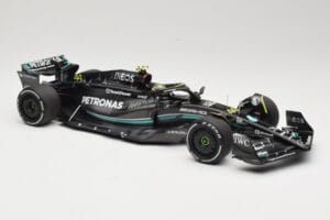 Mercedes AMG Petronas W14 E Performance #44 L. Hamilton Bahrain GP 2023 Minichamps 1:18 110230144 Diecast — photo 4 of 6