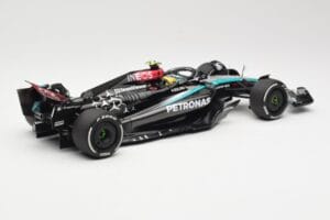 Mercedes AMG Petronas W15 E Performance #44 L. Hamilton 2024 Minichamps 1:18 110240144 Diecast — photo 2 of 6