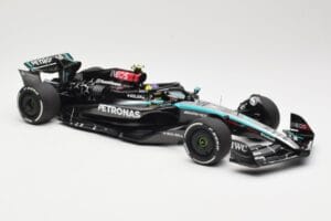 Mercedes AMG Petronas W15 E Performance #44 L. Hamilton 2024 Minichamps 1:18 110240144 Diecast — photo 4 of 6