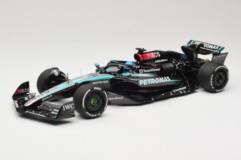 Mercedes AMG Petronas W15 E Performance #63 G. Russell Winner Austrian GP 2024 Minichamps 1:18 110241163 Diecast