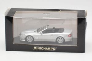 Mercedes AMG SL63 R230 Silver Wheels Type 2 Minichamps 1:43 SL63001 Diecast — photo 4 of 4