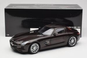 Mercedes AMG SLS C197 Brown Metallic Minichamps 1:18 100039028 Diecast — photo 8 of 8