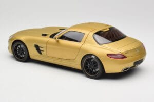 Mercedes AMG SLS C197 Gold Minichamps 1:18 100039024 Diecast — photo 7 of 8