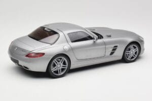 Mercedes AMG SLS C197 Grey Metallic Minichamps 1:18 100039025 Diecast — photo 3 of 8