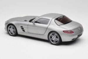 Mercedes AMG SLS C197 Grey Metallic Minichamps 1:18 100039025 Diecast — photo 7 of 8
