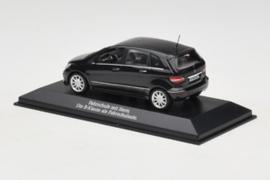 Mercedes B-Class W245 Driving School Black Minichamps 1:43 MB005 Diecast — photo 3 of 4