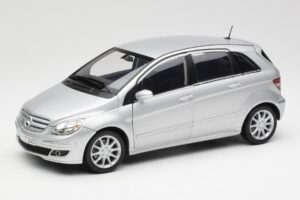 Mercedes B-Class W245 Silver Kyosho 1:18 B66962326 Diecast