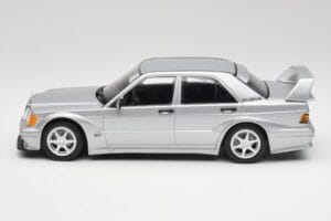 Mercedes 190E W201 2.5-16 EVO 2 Astral Silver Metallic Minichamps 1:18 155036101 Diecast — photo 3 of 6