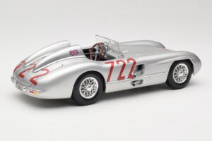 Mercedes 300 SLR W196S #722 S. Moss / D. Jenkinson Mille Miglia Winner 1955 Maisto 1:18 536887 Diecast — photo 3 of 8