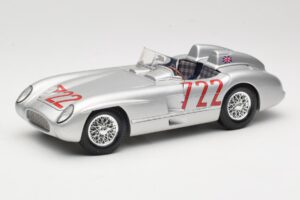 Mercedes 300 SLR W196S #722 S. Moss / D. Jenkinson Mille Miglia Winner 1955 Maisto 1:18 536887 Diecast
