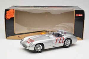 Mercedes 300 SLR W196S #722 S. Moss / D. Jenkinson Mille Miglia Winner 1955 Maisto 1:18 536887 Diecast — photo 8 of 8