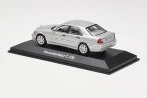 Mercedes C 200 W202 Iridium Silver Minichamps 1:43 B66040488 Diecast — photo 3 of 4