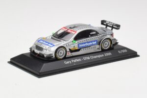 Mercedes C-Class C203 #3 G. Paffett DTM 2005 Minichamps 1:43 B66962229 Diecast — photo 2 of 4
