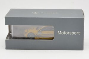 Mercedes C-Class C204 DTM #17 D. Coulthard DTM 2010 Minichamps 1:43 B66961415 Diecast — photo 4 of 4