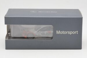 Mercedes C-Class C204 DTM #3 G. Paffett DTM 2010 Minichamps 1:43 B66961411 Diecast — photo 4 of 4