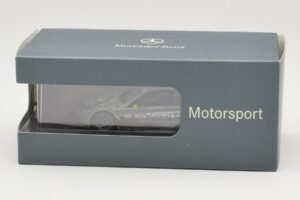 Mercedes C-Class C204 DTM #6 B. Schneider DTM 2008 Minichamps 1:43 B66962290 Diecast — photo 4 of 4