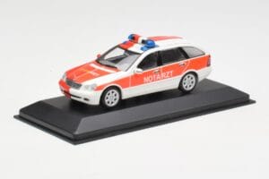 Mercedes C-Class S203 Notarzt Minichamps 1:43 430030190 Diecast — photo 2 of 4