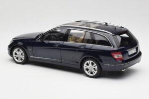 Mercedes C-Class S204 T-Modell Tanzanite Blue AUTOart 1:18 B66962352 Diecast — photo 7 of 8