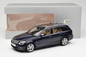 Mercedes C-Class S204 T-Modell Tanzanite Blue AUTOart 1:18 B66962352 Diecast — photo 8 of 8