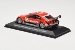Mercedes C-Class W203 #2 B. Schneider DTM 2006 Minichamps 1:43 B66962252 Diecast — photo 3 of 4