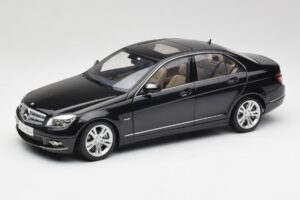Mercedes C-Class W204 Avantgarde Obsidian Black AUTOart 1:18 76264-R1 Diecast