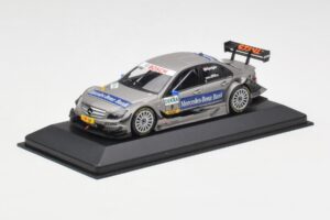 Mercedes C-Class W204 #9 B. Spengler DTM 2009 Minichamps 1:43 400093909 Diecast — photo 2 of 4