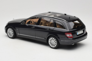 Mercedes C-Class W204 Estate Obsidian Black AUTOart 1:18 B66962349 Diecast — photo 7 of 8