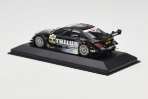 Mercedes C-Class W204 #4 Team AMG Mercedes R. Schumacher DTM 2009 Minichamps 1:43 400093904 Diecast — photo 3 of 4