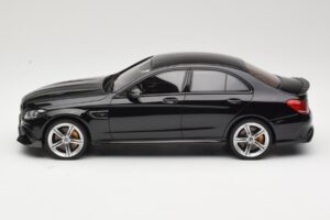 Mercedes C-Class W205 Brabus 650 Black GT Spirit 1:18 GT132 Resin — photo 3 of 6