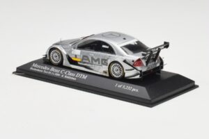 Mercedes C-Class W203 #8 Team AMG DTM Test Car 2004 Minichamps 1:43 400043498 Diecast — photo 3 of 4