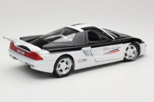 Mercedes C112 Sport White & Black Guiloy 1:18 68521 Diecast — photo 3 of 8