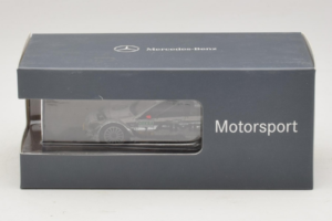 Mercedes C204 #7 J. Green DTM 2010 Minichamps 1:43 B66960137 Diecast — photo 4 of 4